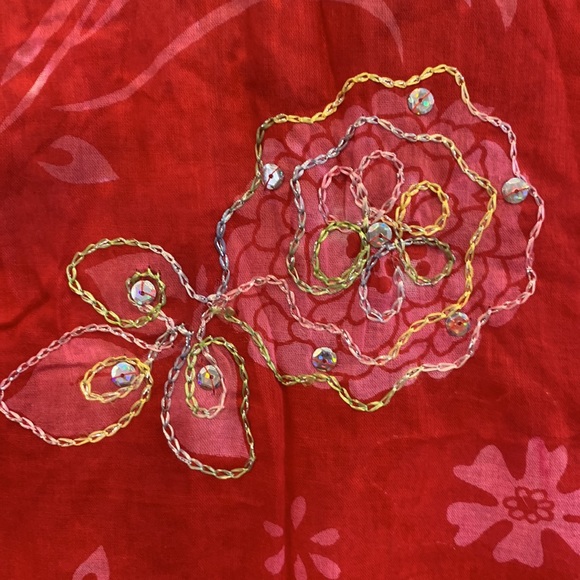 Scarf - Picture 2 of 5